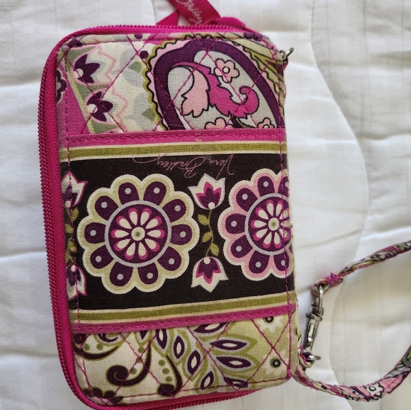 Vera Bradley Quilted Paisley Wristlet Wallet - Picture 6 of 11